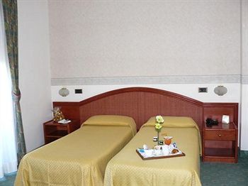 Hotel Riva Del Sole