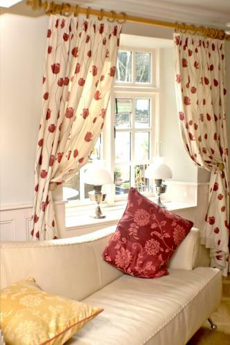 Hostal Rooms At Uphill