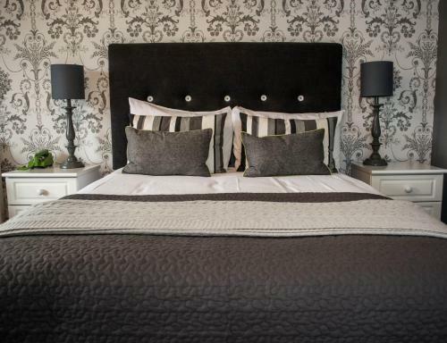 Beachlands Hotel