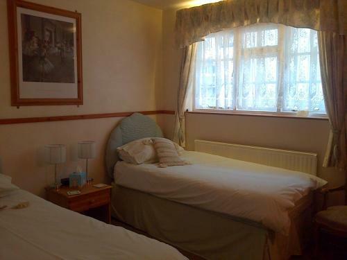 Hostal Lewinsdale Lodge