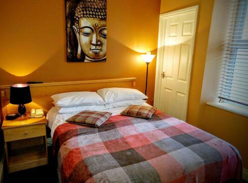 Smiths Hotel