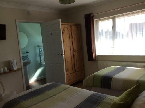 Bed & Breakfast Fernlea Guest House