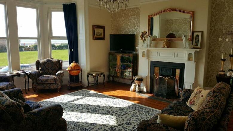 Hostal The Sunfold