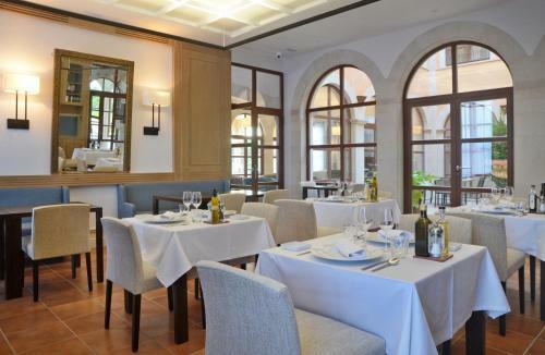 Casa Anamaria Hotel & Villas