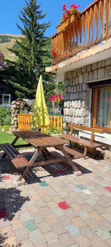 Hotel Le Chalet