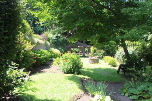 Hostal Marton Guest House