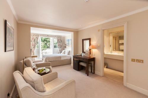 Fermain Valley Hotel