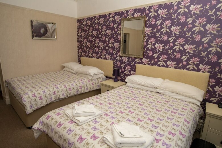 Hostal Eryl Mor Hotel