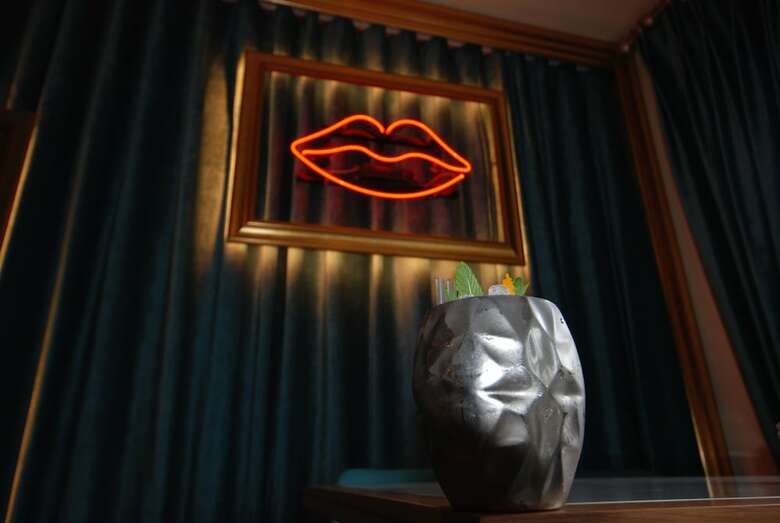 Hotel Forster Court(.)