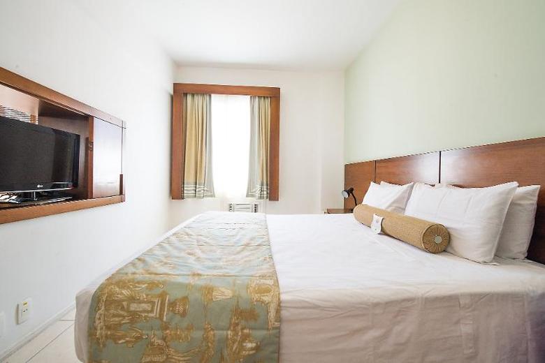 Hotel Copacabana Suites