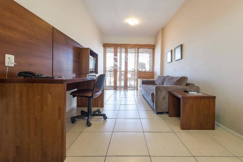 Hotel Copacabana Suites