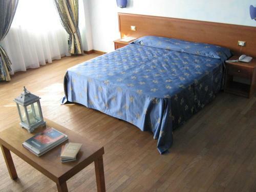 Hotel Villa D'evoli