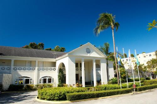 Hotel Discovery Bay By Rex Resorts