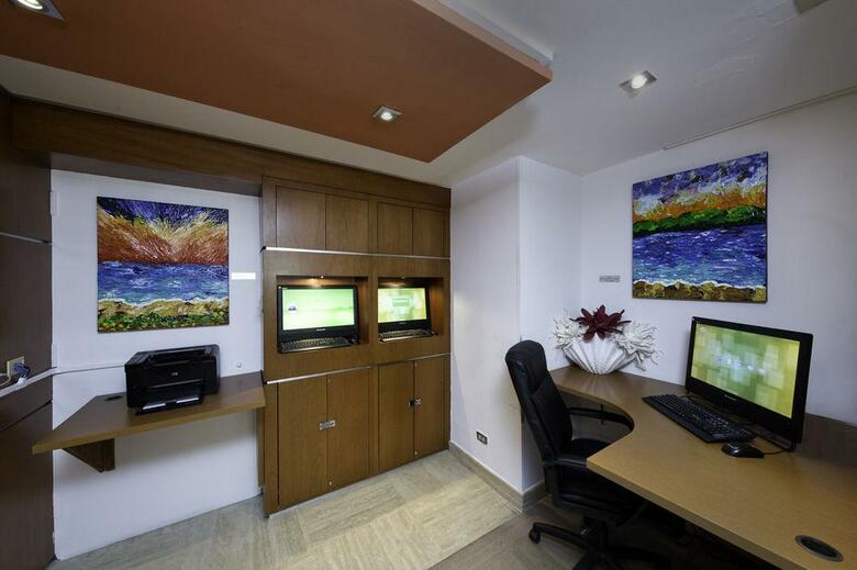 Hotel Courtyard By Marriott San Juan Miramar