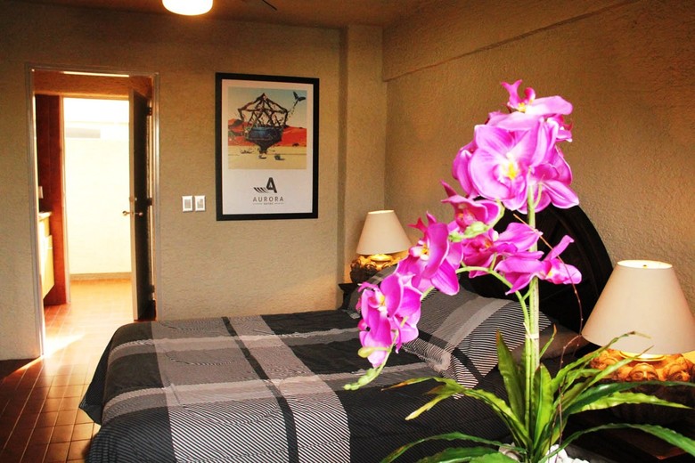 Hotel Aurora Suites