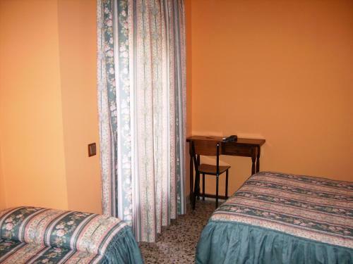 Hotel Hostal L'escon