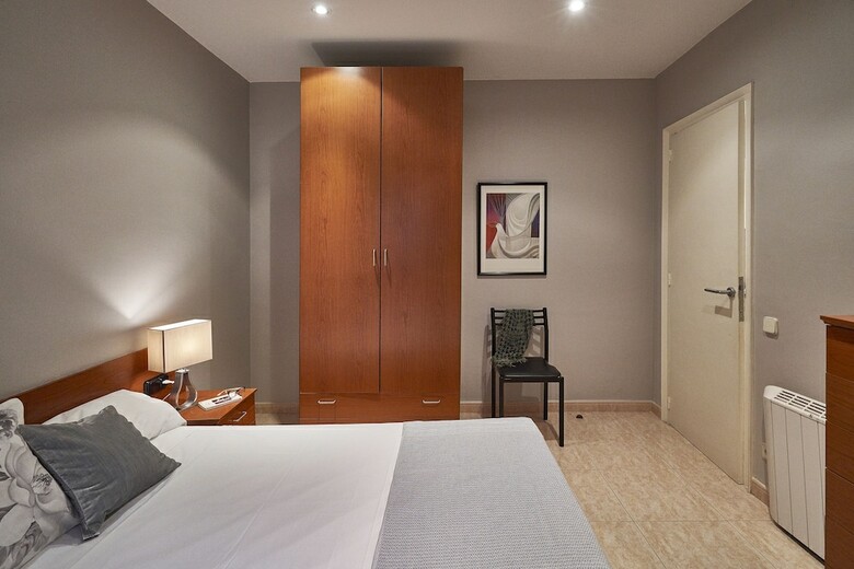 Ainb Diagonal Francesc Maci� Apartments