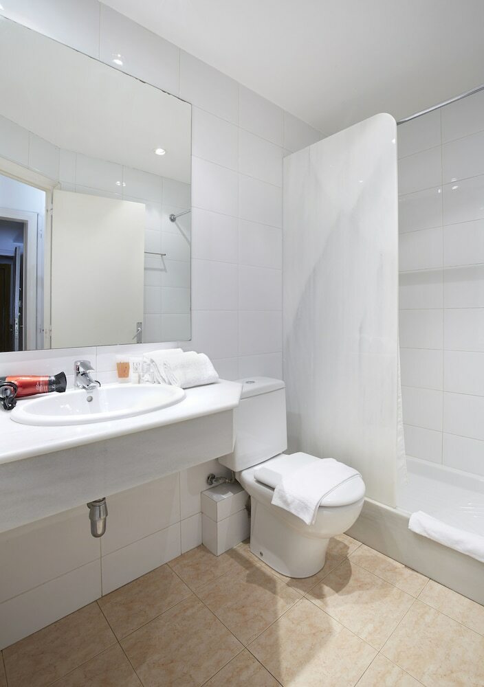 Ainb Diagonal Francesc Maci� Apartments