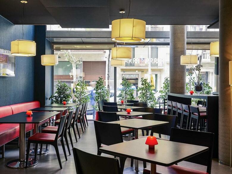 Hotel Ibis Barcelona Centro (Sagrada Familia)
