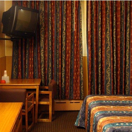 Hotel Riviera Motor Inn Brooklyn