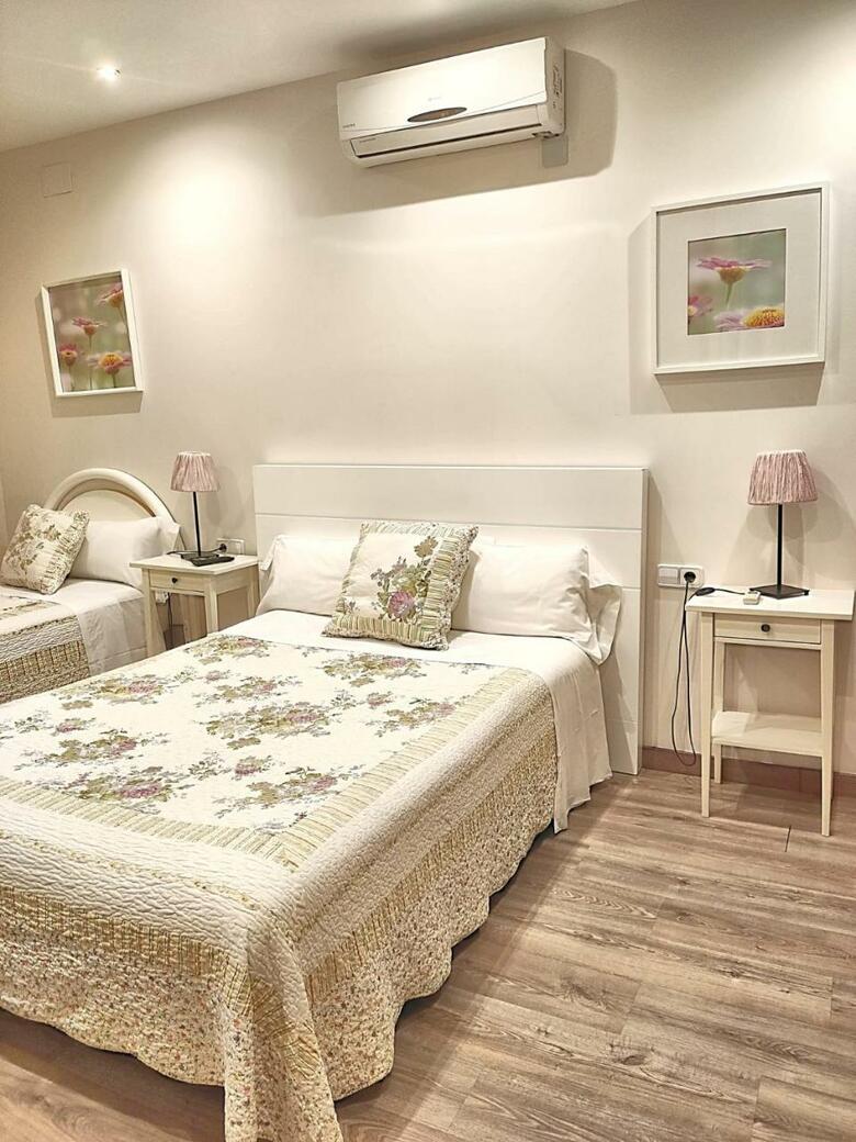 Hostal Orleans