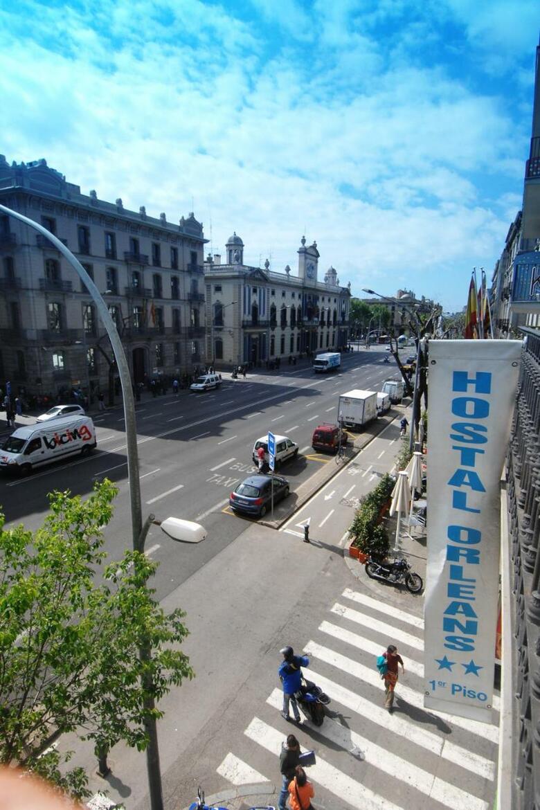 Hostal Orleans