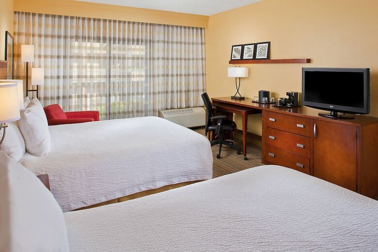 Hotel Courtyard By Marriott Orlando Airport