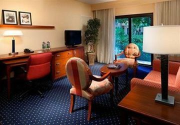 Hotel Courtyard By Marriott Orlando Airport