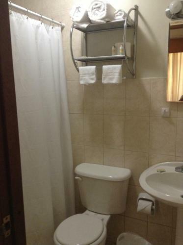 S.j. Suites Hotel