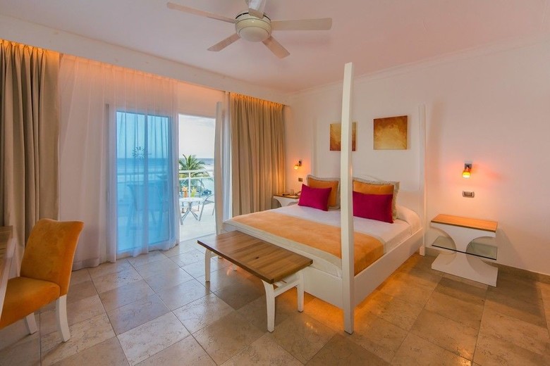 Hotel Be Live Hamaca Suites  All Inclusive