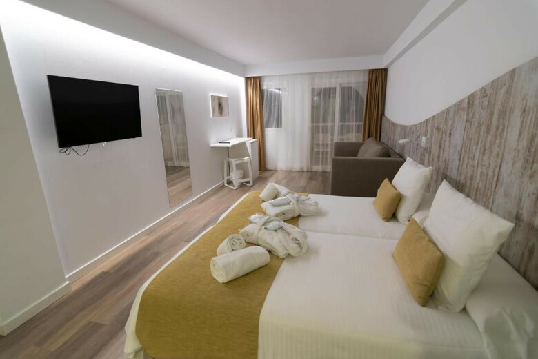 Hotel R2 Bahia Cala Ratjada - Adults Only