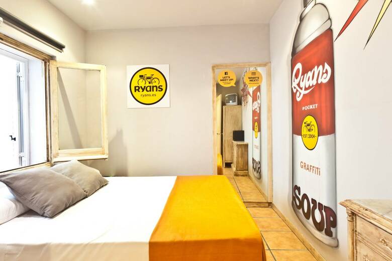 Hotel Ryans Pocket Hostel