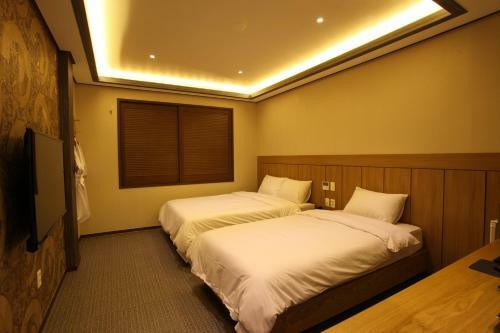 Hotel W Topdong