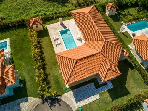Villa Mariela Escondido Bay