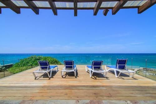 Villa Mariela Escondido Bay