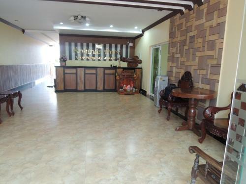 Hostal Kampongbay Makeng Guesthouse