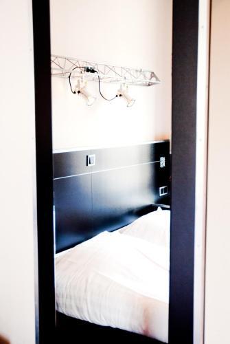 Backstage Hotel