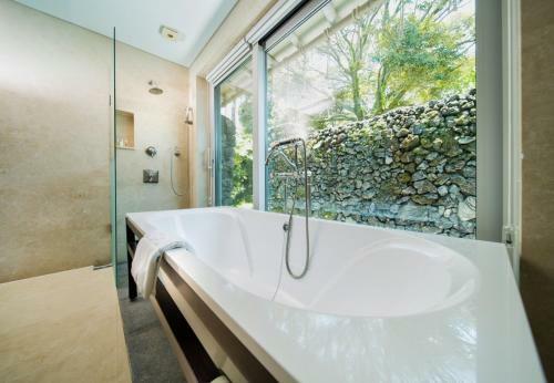 The Seaes Hotel & Resort