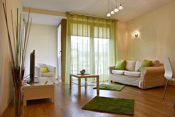 Angel Plaza Apartments
