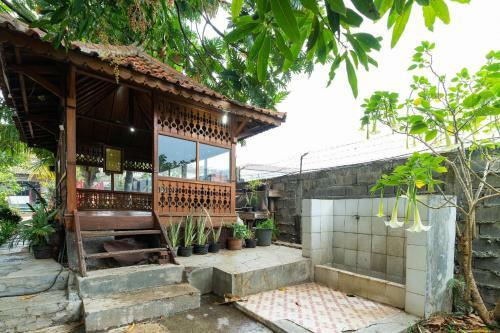 Garden Hostel