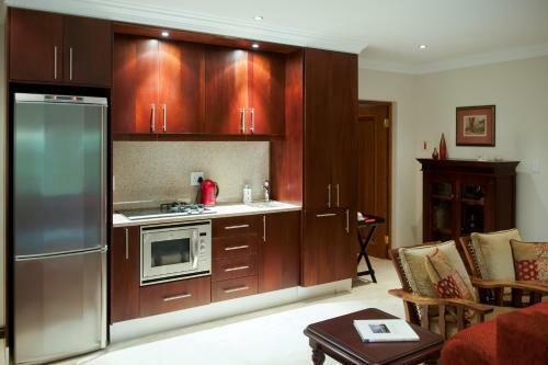 Hostal Blaauwheim Guest House