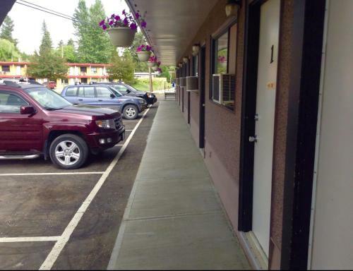 Gold Pan Motel
