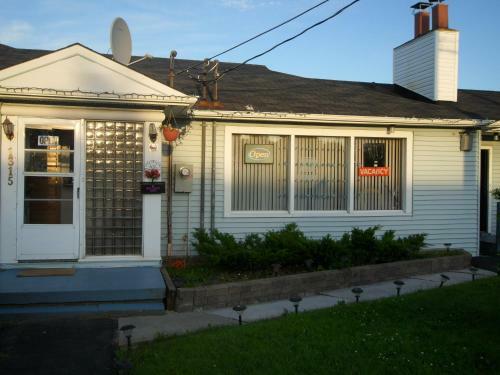 Hillcrest Motel