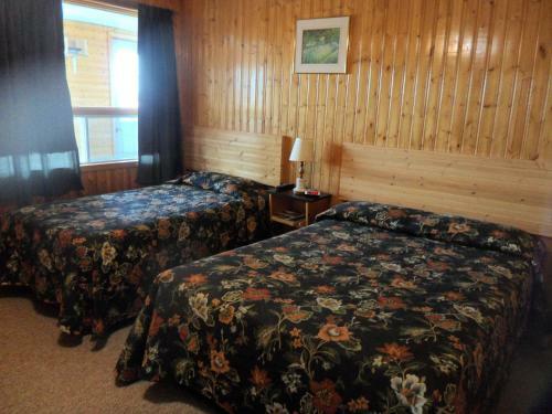 Hillcrest Motel