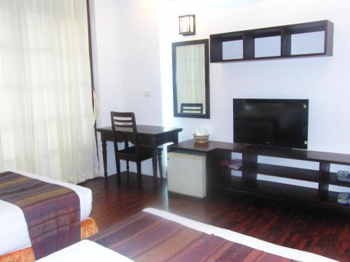 Posada Chitchareune Moungluang Hotel