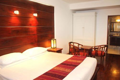 Posada Chitchareune Moungluang Hotel