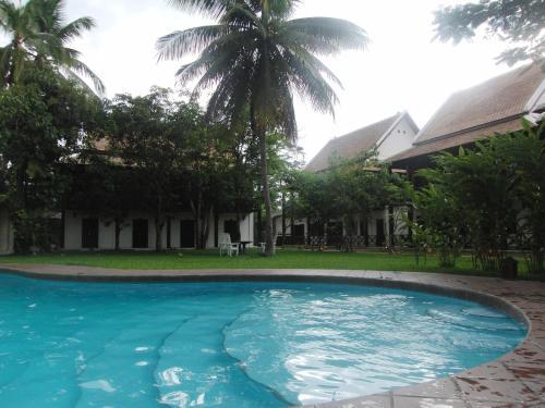 Posada Chitchareune Moungluang Hotel