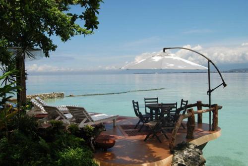 Hotel Chema's By The Sea