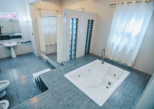 Hotel Villa Jhoana Resort