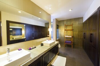 Hotel Avani Bentota Resort & Spa